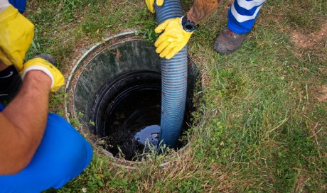 Intervention d'urgence pour vidange de fosse septique individuelle à Pontchâteau